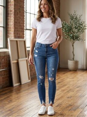 ENJEAN® Women's Distressed Dark Blue Skinny Jeans